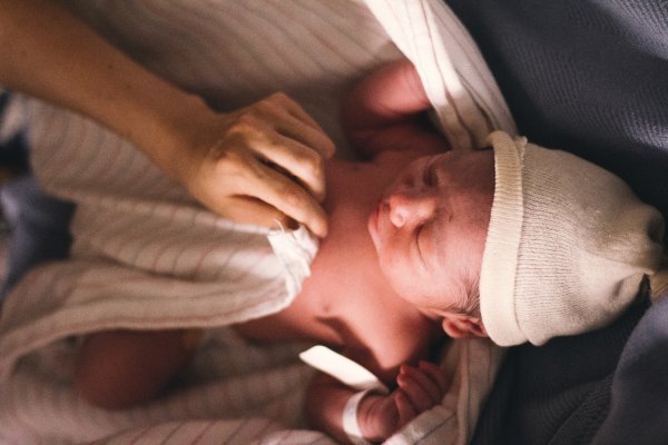 Matične celice ob porodu: varovanje prihodnosti 
