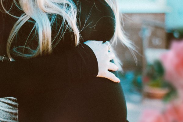 Kak&scaron;ne fizične spremembe lahko pričakujete med nosečnostjo?