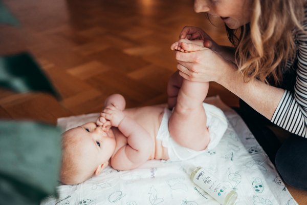 Naravni izdelki za nego otro&scaron;ke kože
